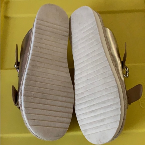 Just Fab Eliesse Platform Sandals - Picture 4 of 5